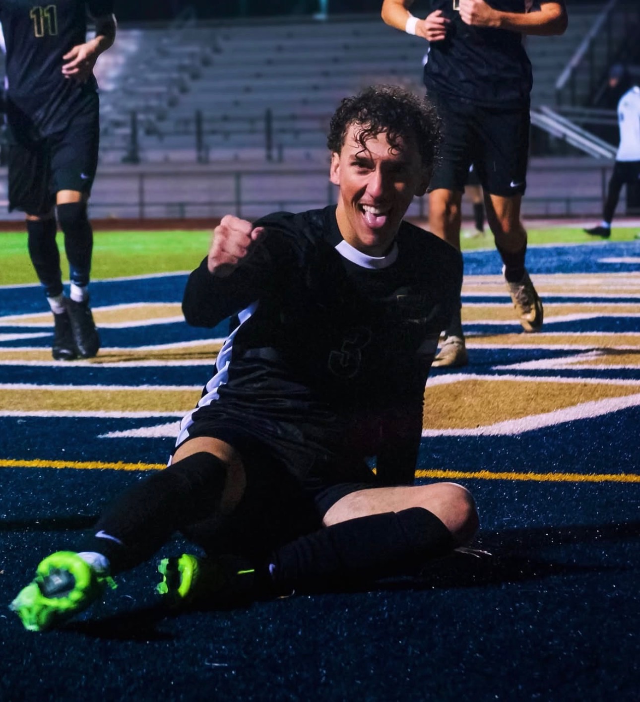 Sawyer Lemos - photograph 4